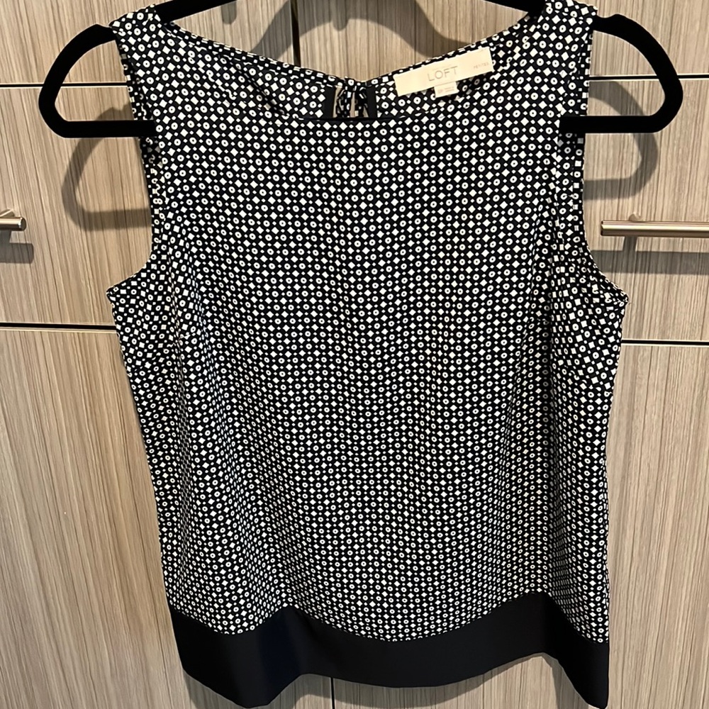 Sleeveless top